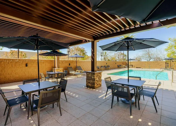 Courtyard By Marriott Phoenix Mesa Gateway Airport