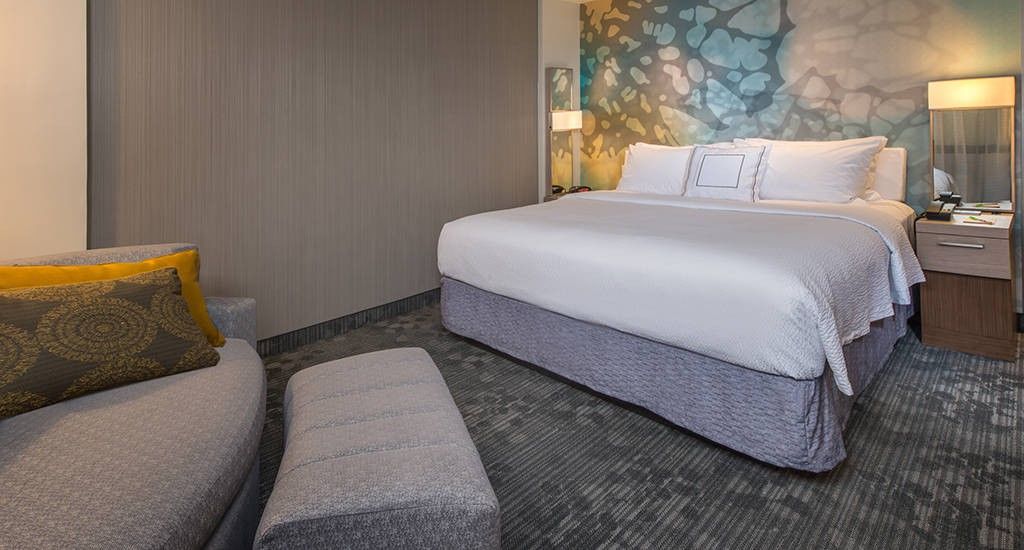 Courtyard By Marriott Phoenix Gateway Airport Hotel
