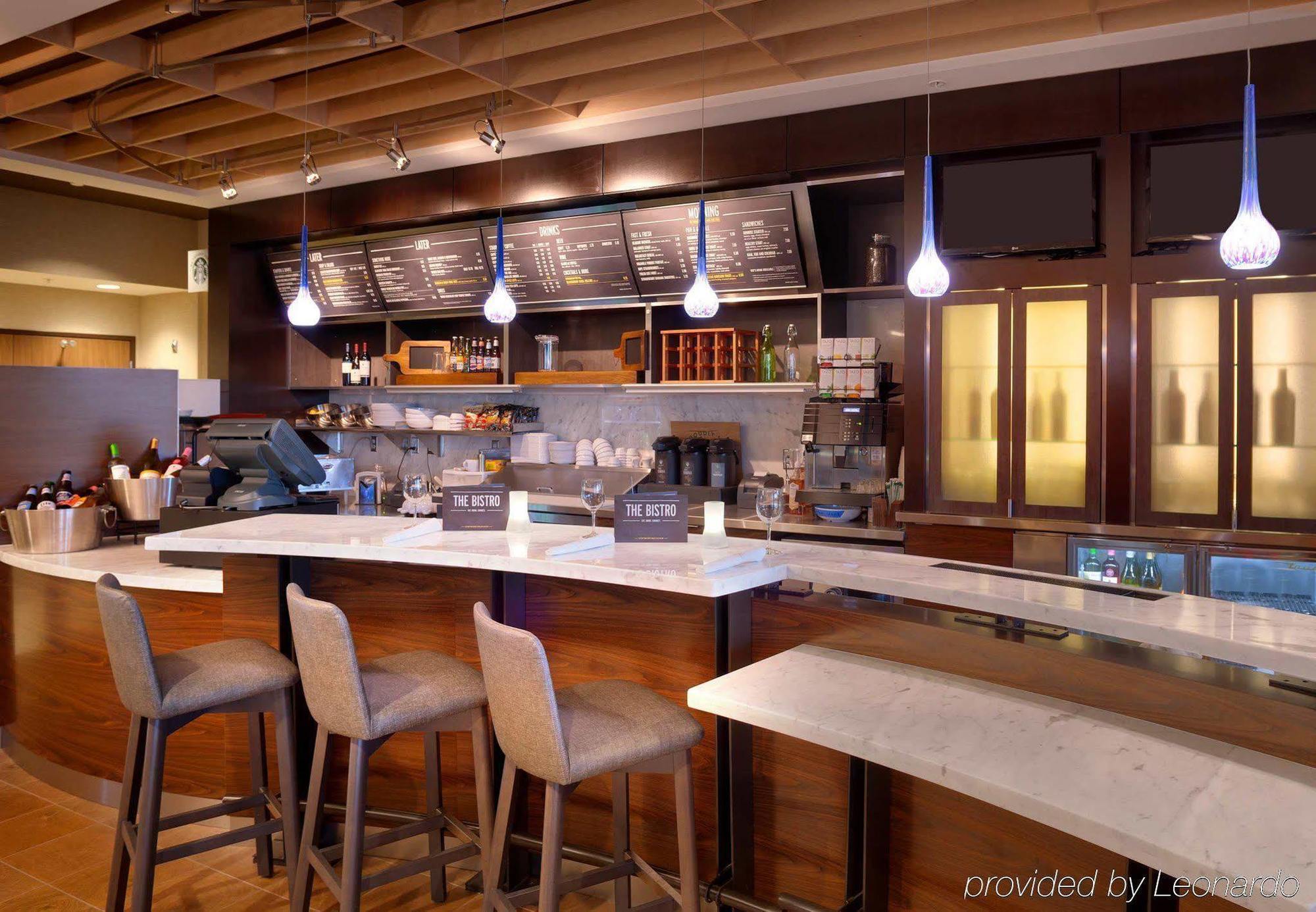 Courtyard By Marriott Phoenix Gateway Airport 3*