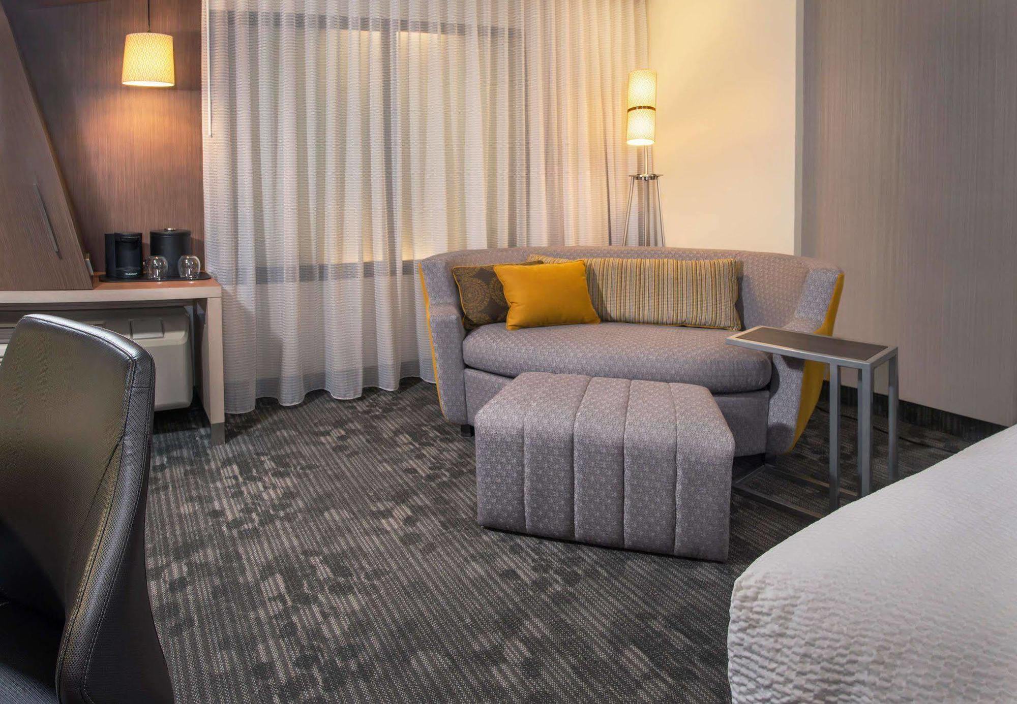 Hotel Courtyard By Marriott Phoenix Gateway Airport